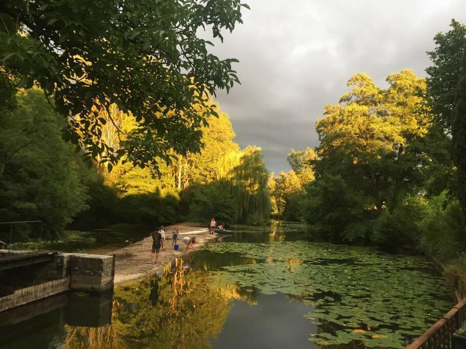 Villa Magnifique Moulin Proche Chablis, Jacuzzi Et Riviere Annay-sur-Serein Exterior foto