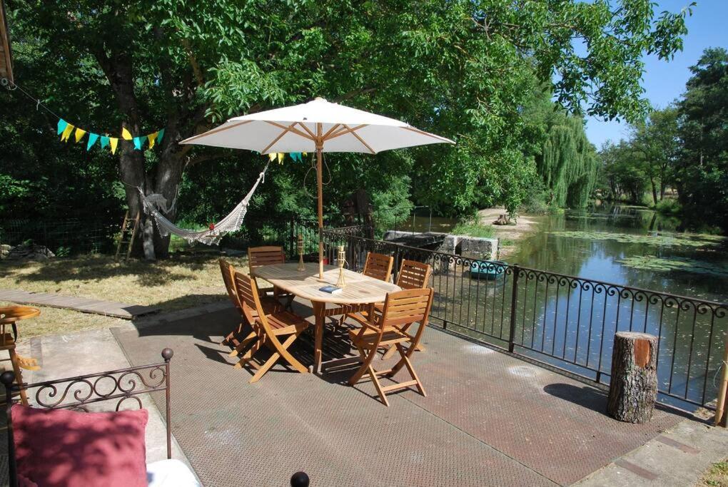 Villa Magnifique Moulin Proche Chablis, Jacuzzi Et Riviere Annay-sur-Serein Exterior foto