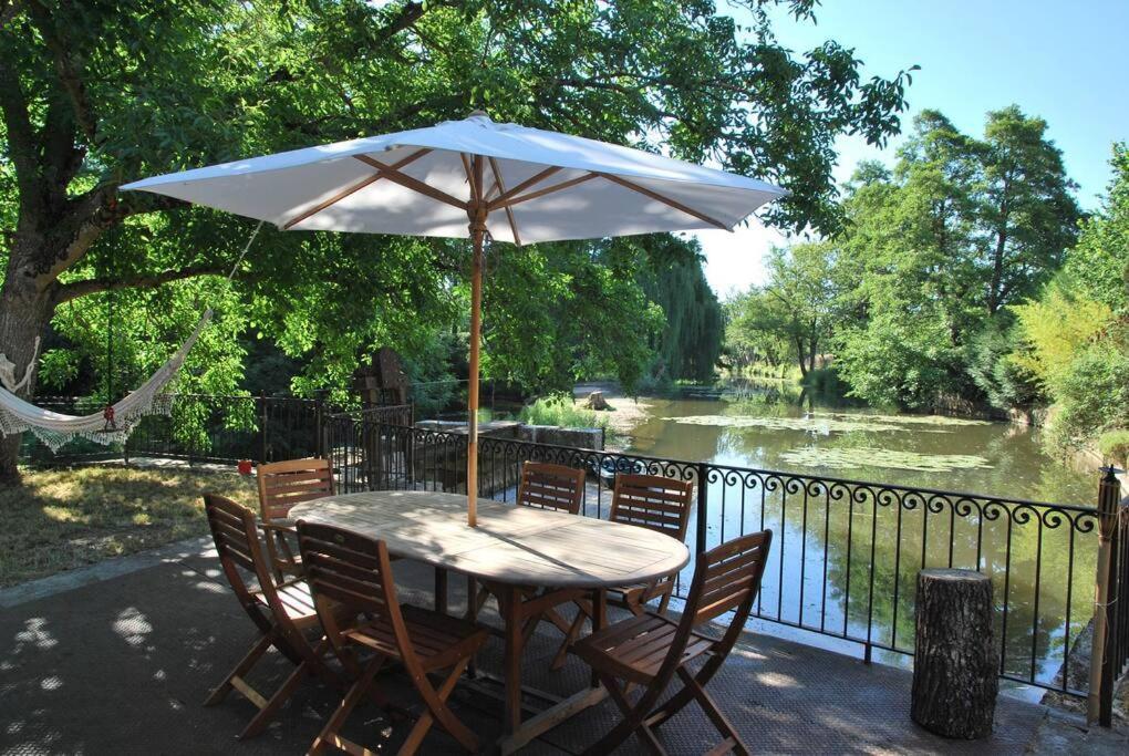 Villa Magnifique Moulin Proche Chablis, Jacuzzi Et Riviere Annay-sur-Serein Exterior foto