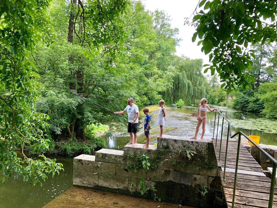 Villa Magnifique Moulin Proche Chablis, Jacuzzi Et Riviere Annay-sur-Serein Exterior foto